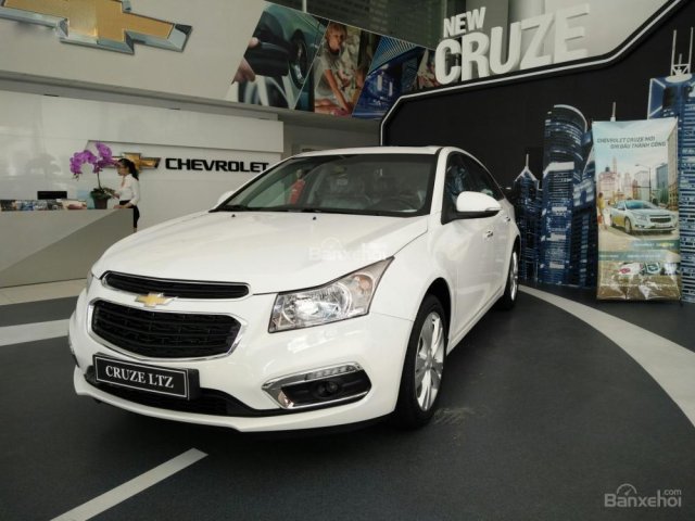 Bán Chevrolet Cruze giá tốt, giảm tiền mặt trực tiếp