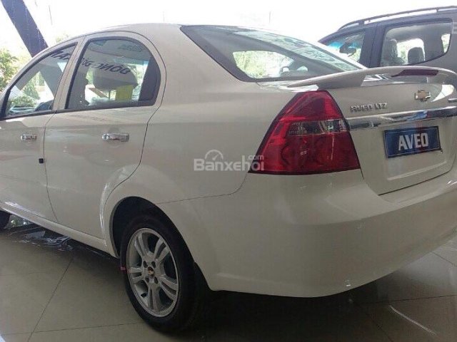 Bán Chevrolet Aveo xả hàng giá sốc, hỗ trợ trả góp toàn quốc, liên hệ để nhận giá tốt