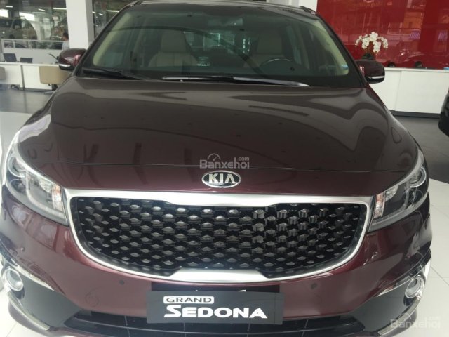 Kia Grand Sedona máy dầu, số tự động đời 2017