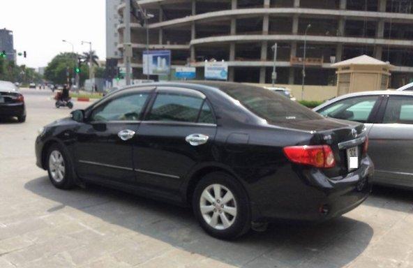 Bán ô tô Toyota Corolla altis đời 2010, màu đen