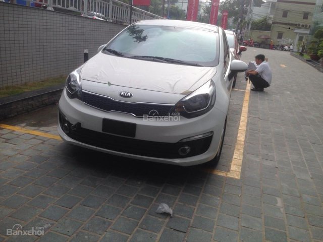 Kia Rio số sàn nhập khẩu nguyên chiếc, mới 100%, tại Nha Trang