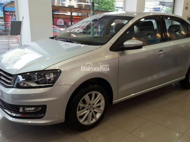 Xe nhập Volkswagen Polo sedan 1.6L GP đời 2016, màu bạc, cạnh tranh với Honda City - LH 0902608293