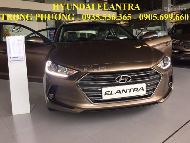 Giá xe Elantra 2018 Đà Nẵng, xe ô tô Elantra Đà Nẵng, giá tốt Elantra Đà Nẵng, LH: 0935.536.365 - Trọng Phương