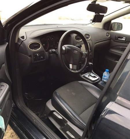 Bán xe Ford Focus 2009, màu đen, nhập khẩu  