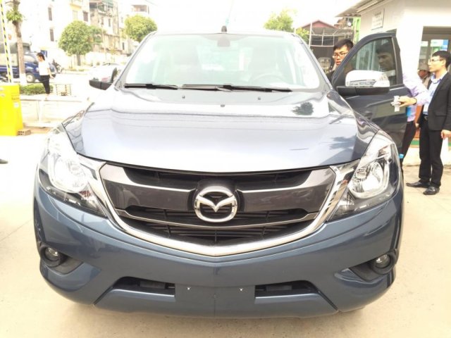 Bán Mazda BT 50 2.2 AT, giá tốt nhất, hỗ trợ phí trước bạ, hỗ trợ trả góp 85% - Giao xe nhanh - Liên hệ 0938 900 820