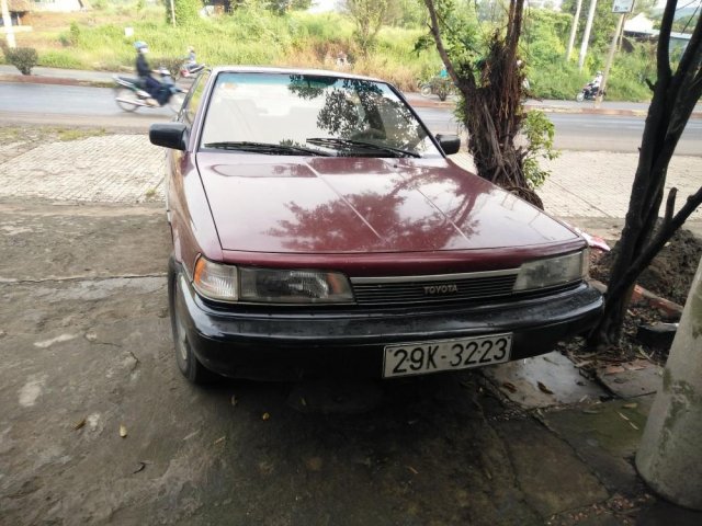 Cần bán xe Toyota Camry 1989, giá 85tr