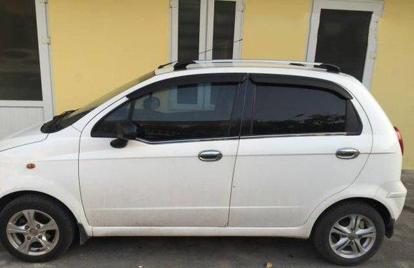 Bán xe Daewoo Matiz MT đời 2005, màu trắng, xe cũ