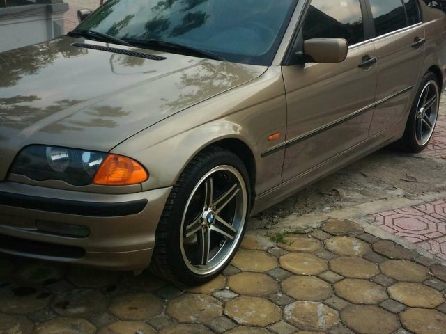 Bán xe cũ BMW 3 Series 318i 2001