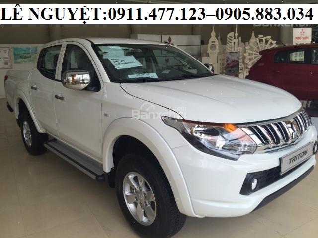 Bán ô tô Mitsubishi Triton mới sản xuất 2017, màu trắng, nhập khẩu - Liên hệ Lê Nguyệt: 0911.477.123