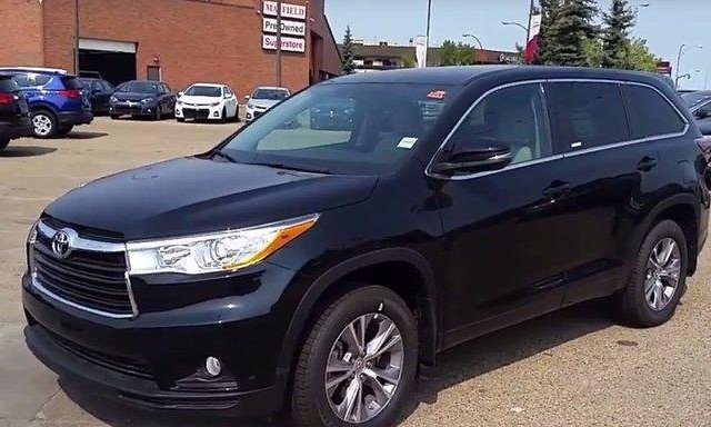 Bán Toyota Highlander sản xuất 2016, màu đen