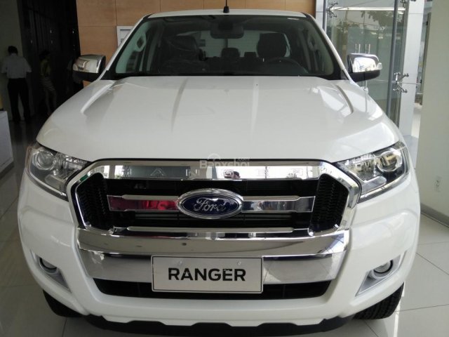 Xe Ford giảm giá cuối năm, Ford Ranger XLT sản xuất 2017, màu trắng, nhập khẩu nguyên chiếc, 730 triệu - LH 0917 26 2332