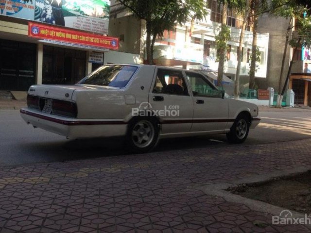 Cần bán lại xe Nissan Cedric đời 1993, màu trắng, nhập khẩu chính hãng, giá tốt