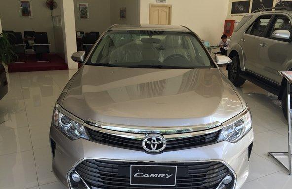 Cần bán Toyota Camry 2.5G đời 2016, giá tốt