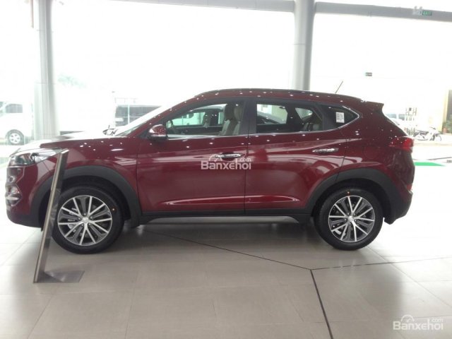 Bán xe Hyundai Tucson 2.0 AT 2016 mới 100%, xe nhập khẩu 100%, trả góp 16 triệu 9 trăm, 0949525262 - 0932608863