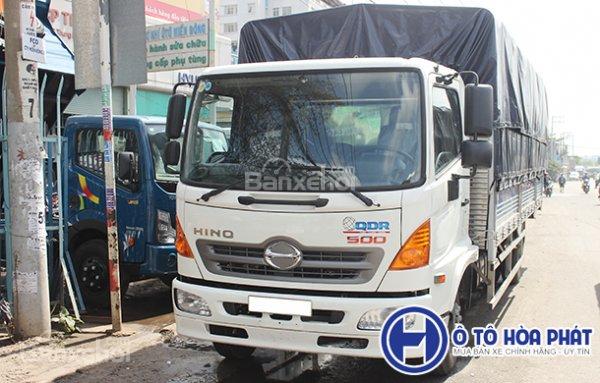 Bán xe tải Hino 6T, màu trắng, giá tốt