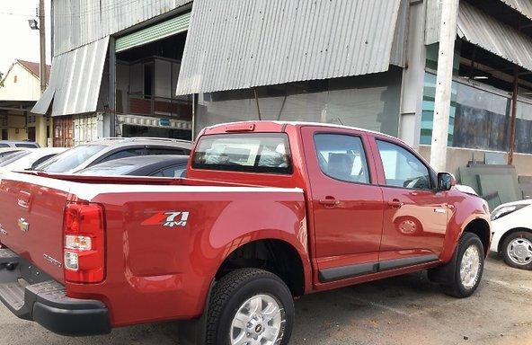 Chevrolet Đông Đô Thành cần bán xe Chevrolet Colorado 2.5 LT đời 2016, màu đỏ, nhập khẩu 