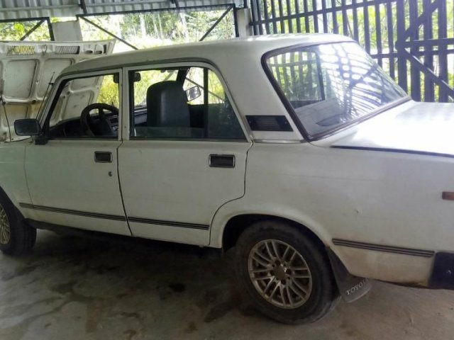 Bán Lada 2107 đời 1980 giá cạnh tranh