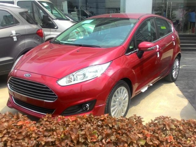 Cần bán xe Ford Fiesta 1.0 EcoBoost Sport đời 2017, màu đỏ