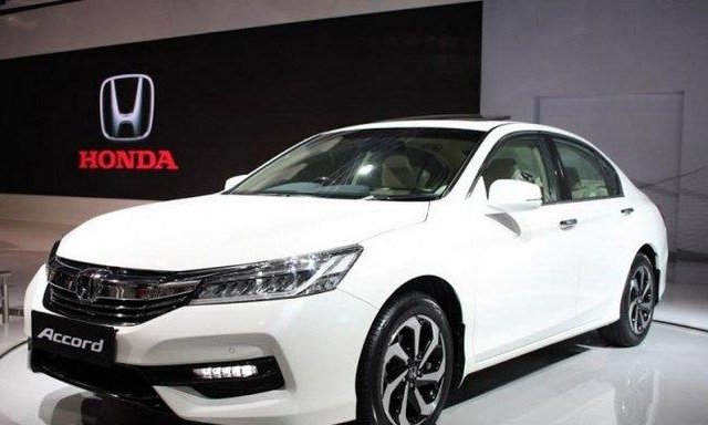 Phụ kiện chính hãng xe Honda Accord 2016