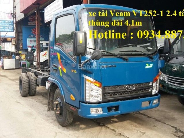 Bán xe tải Veam Hyundai VT252-1 2.4 tấn thùng dài 4.1 mét đi vào thành phố