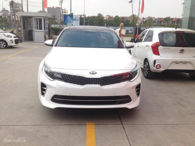 Bán Kia Optima 2.4 GT Line sản xuất 2017, màu trắng