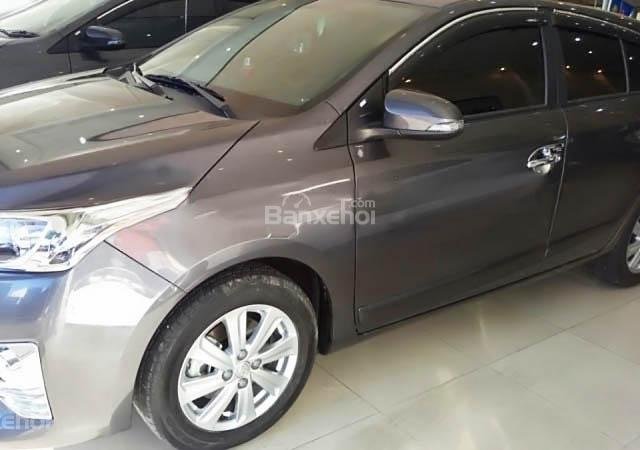 Bán Toyota Yaris G đời 2015, màu xám, nhập khẩu 