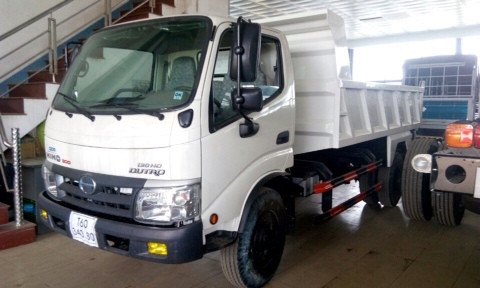 Bán Hino 300 Series đời 2016, màu trắng, nhập khẩu nguyên chiếc