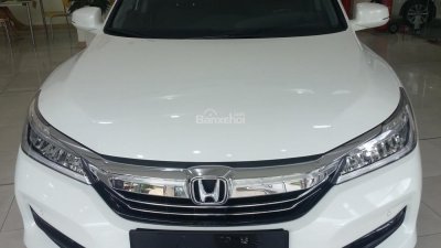 Bán xe Honda Accord 2.4L đời 2016, màu trắng, nhập khẩu
