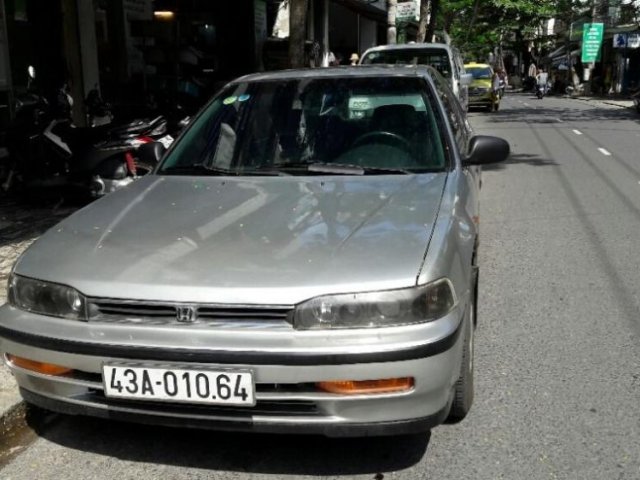 Bán ô tô Honda Accord năm 1992, màu bạc, nhập khẩu  