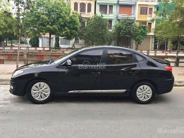 Bán Hyundai Avante năm 2014, màu đen số sàn