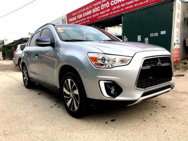 Bán xe cũ Mitsubishi Outlander Sport đời 2015, màu bạc