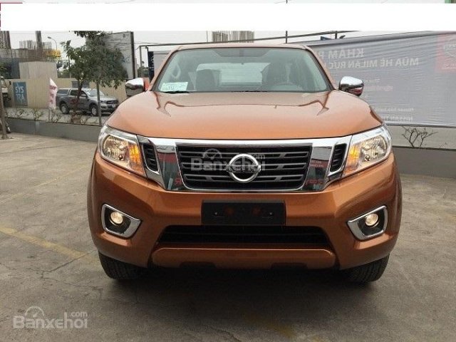 Bán Nissan Navara EL 2018, màu vàng sa mạc, nhập khẩu chính hãng, giá tốt, hỗ trợ trả góp và giao xe tận nhà