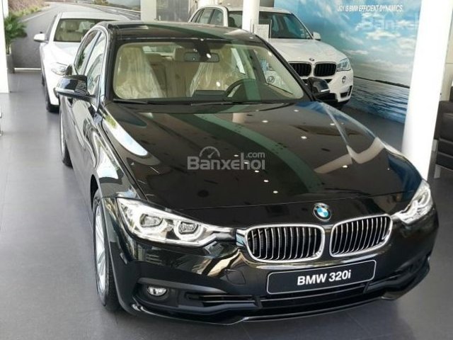 BMW 320i LCI: Dòng xe bán chạy nhất của BMW - Nhập khẩu nguyên chiếc - Nhiều màu lựa chọn màu