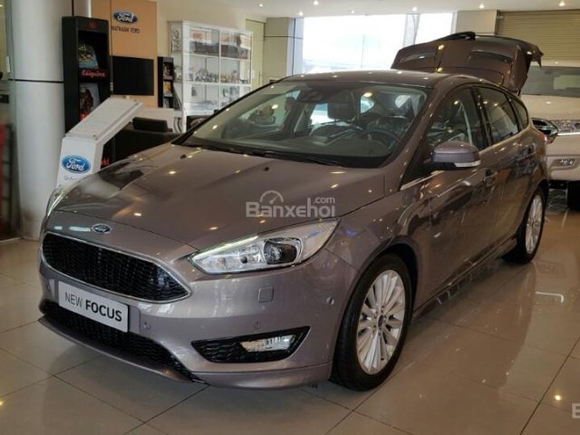 Bán Ford Focus 1.5 Ecoboost mới 100%, đủ màu, giao xe ngay