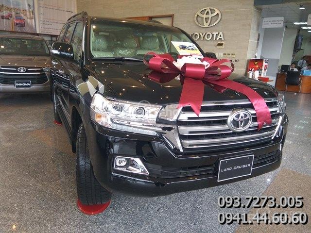 Xe Land Cruiser giá ưu đãi tại Toyota Hiroshima Tân Cảng