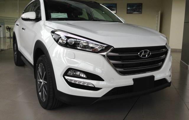 Bán lại xe Hyundai Tucson full đã lắp DVD, giá tốt