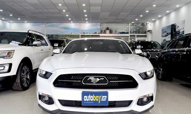 Bán Ford Mustang GT PREMIUM đời 2015, màu trắng, nhập khẩu chính hãng