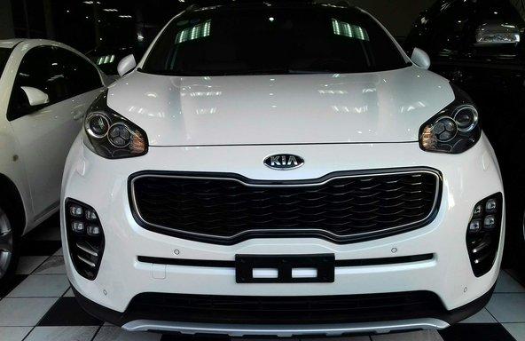 Cần bán xe Kia Sportage GT đời 2016, màu trắng