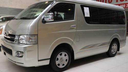 Cần bán xe Toyota Hiace 2.7 MT đời 2008, màu bạc