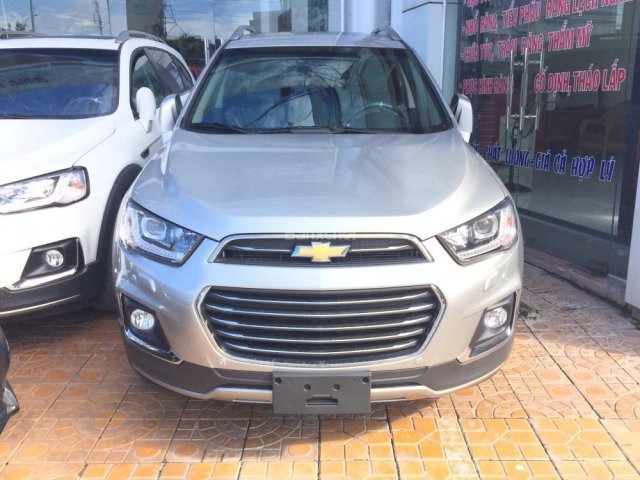 Bán xe Chevrolet Captiva mới, hỗ trợ cho vay lên đến 90%, thủ tục nhanh gọn, giao xe tận nhà, LH 0941.266.662