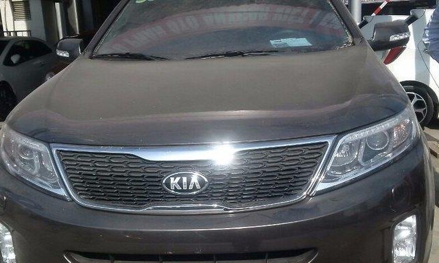 Bán Kia Sorento 2.2AT năm 2014, màu nâu số tự động, 882tr