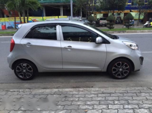 Bán Kia Picanto 2014, màu bạc số tự động 