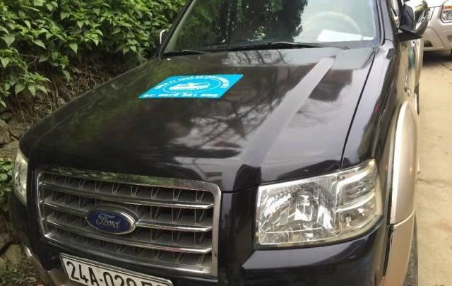 Xe Ford Everest sản xuất 2007, màu đen số sàn, giá 415tr