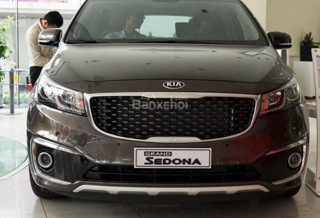 Cần bán Kia Sedona GATH năm 2018, màu nâu, hỗ trợ trả góp, LH: 0938.988.726