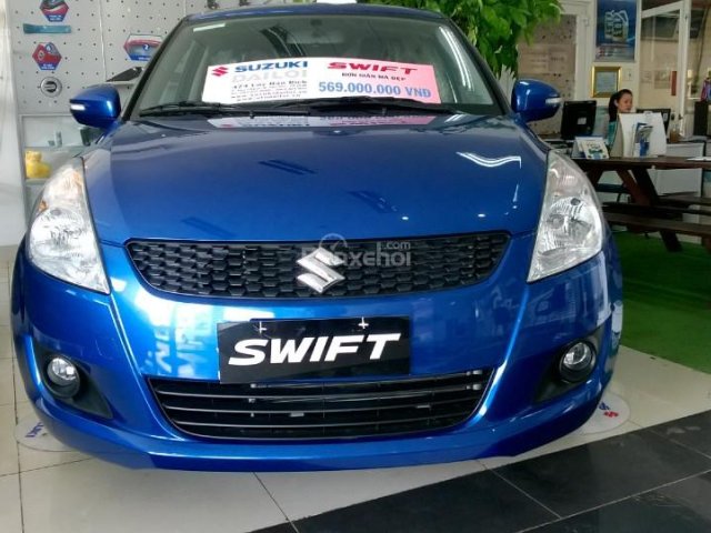 Suzuki Swift 2017 - màu xanh - Giảm 110 triệu đồng/ Giảm 100% phí TB- Tặng full option theo xe, giao xe tận nhà