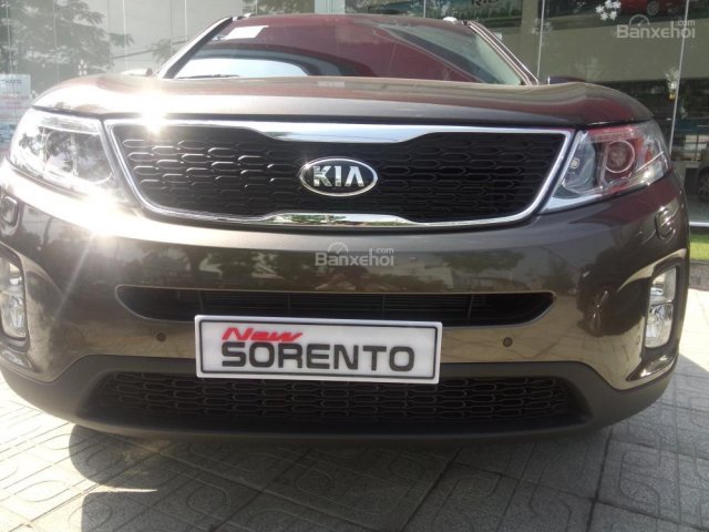 Bán Kia Sorento GAT đời 2018, màu nâu, 799 triệu