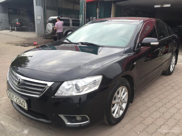 Cần bán Toyota Camry 2.4G đời 2010, màu đen