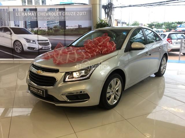 Chevrolet Cruze LTZ đời 2017 bản mới số tự động, 699 triệu +ưu đãi lớn, LH: 0907 590 853 Trần Sơn