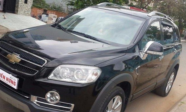 Bán xe cũ Chevrolet Captiva LTZ đời 2011, màu đen số tự động