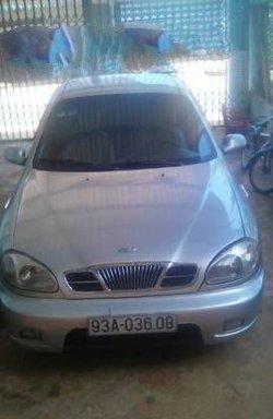 Bán Daewoo Lanos đời 2003, màu bạc số sàn